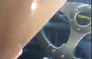 XXX 瓦罗里奥·罗斯给了那个屁股上的人一个成年人