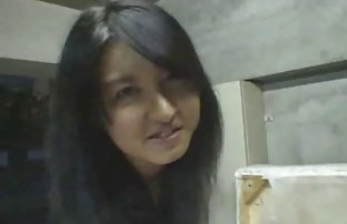 XXX 海滩上女孩的秘密