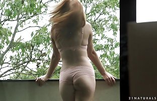 XXX 性感的美国人贪婪地吸阴茎