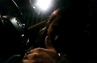 XXX 小孩子被说服在镜头前抚摸一个成员